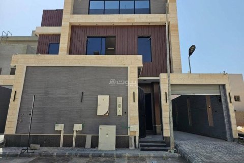 3 bedrooms Apartment in Riyadh, Saudi Arabia No. 67987