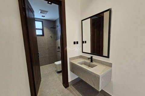 3 bedrooms Apartment in Riyadh, Saudi Arabia No. 67987 7