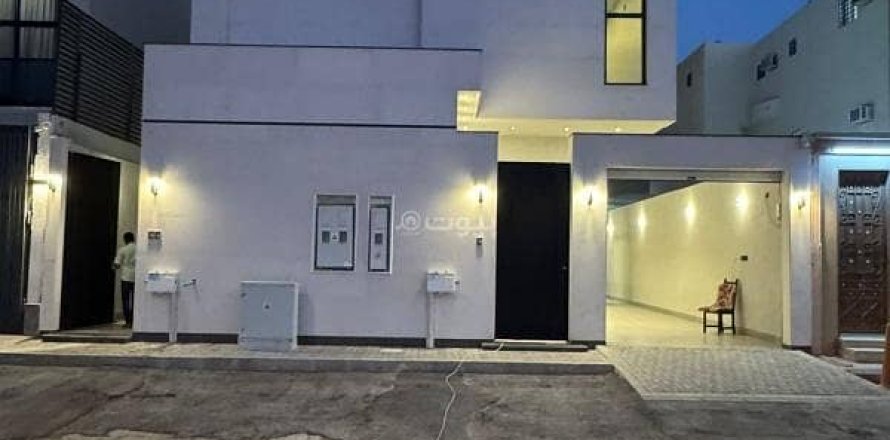3 bedrooms Apartment in Riyadh, Saudi Arabia No. 67991
