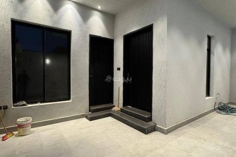 3 bedrooms Apartment in Riyadh, Saudi Arabia No. 67991 3
