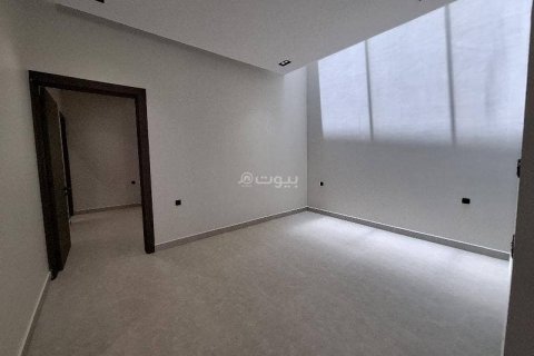 Villa de 6 dormitorios en Riyadh, Saudi Arabia No. 67988 13