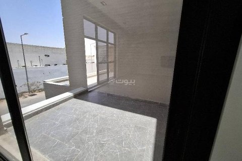 Villa de 6 dormitorios en Riyadh, Saudi Arabia No. 67988 16