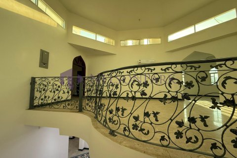 Villa de 7 dormitorios en Doha, Qatar No. 57242 6