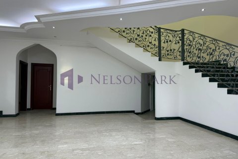 Villa de 7 dormitorios en Doha, Qatar No. 57242 4