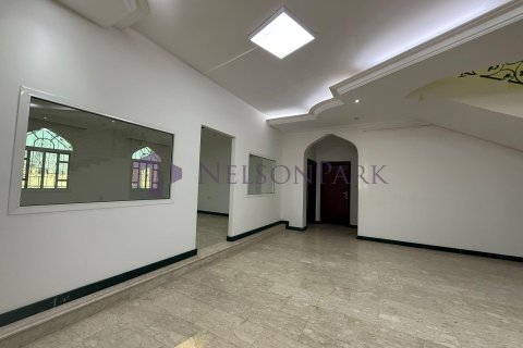 Villa de 7 dormitorios en Doha, Qatar No. 57242 3