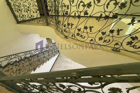 Villa de 7 dormitorios en Doha, Qatar No. 57242 5