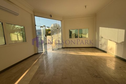 Villa de 7 dormitorios en Doha, Qatar No. 57242 11