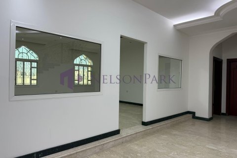 Villa de 7 dormitorios en Doha, Qatar No. 57242 14