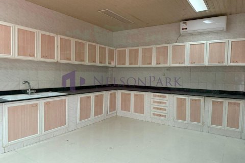 Villa de 7 dormitorios en Doha, Qatar No. 57242 18