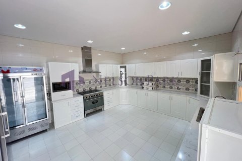 7 bedrooms Villa in Doha, Qatar No. 57967 30