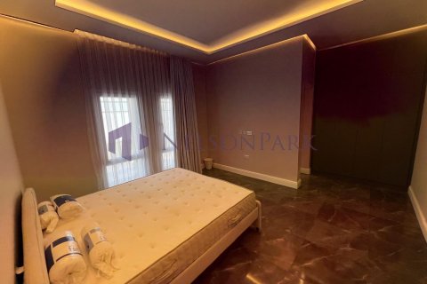 7 bedrooms Villa in Doha, Qatar No. 57967 17