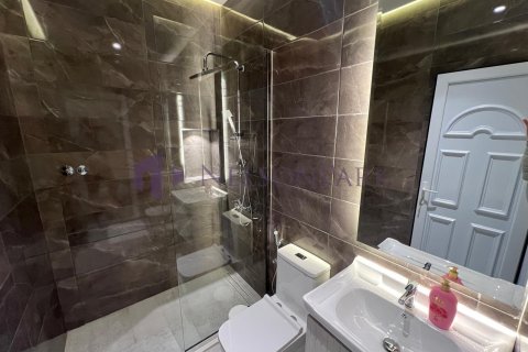 7 bedrooms Villa in Doha, Qatar No. 57967 18