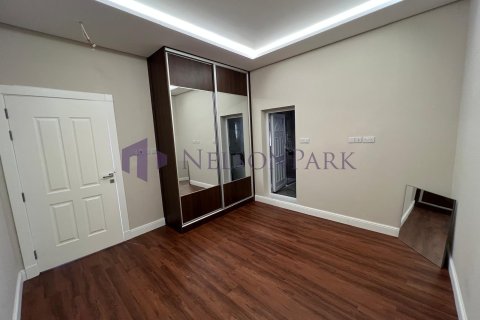 7 bedrooms Villa in Doha, Qatar No. 57967 25