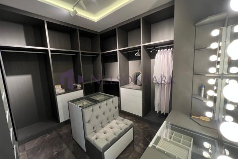7 bedrooms Villa in Doha, Qatar No. 57967 14