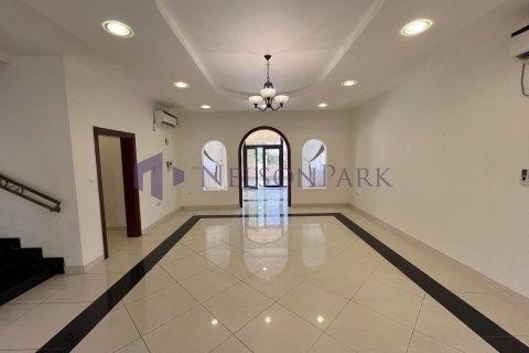 7 غرفة نوم  فيلا في الدوحة, Qatar رقم 57966 14