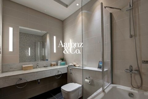 1 bedroom Apartment in Central Park Tower, UAE No. 210651 15