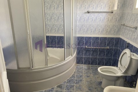 Villa de 4 dormitorios en Doha, Qatar No. 58216 13
