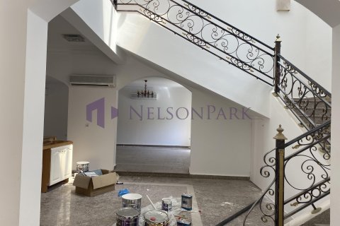 Villa de 4 dormitorios en Doha, Qatar No. 58216 3