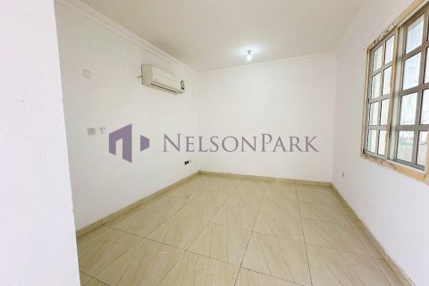 Villa de 6 dormitorios en Doha, Qatar No. 58229 16
