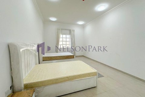 Villa de 6 dormitorios en Doha, Qatar No. 58229 7