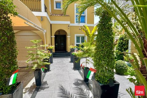 Villa de 4 chambres à Dubai, UAE No. 162780