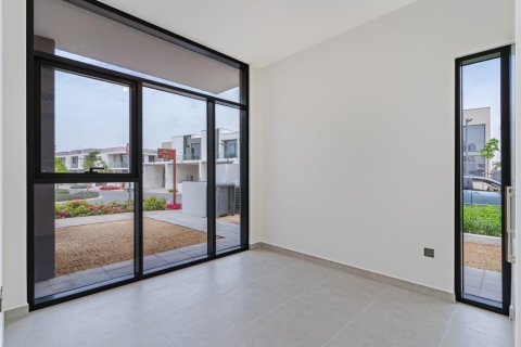Villa de 4 dormitorios en Ruba, UAE No. 149092 9