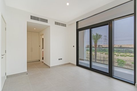 Villa de 4 dormitorios en Ruba, UAE No. 149092 4