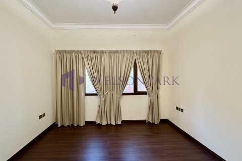 5 bedrooms Villa in Doha, Qatar No. 58275 15