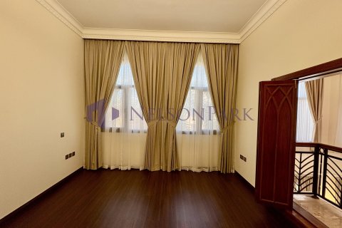 5 bedrooms Villa in Doha, Qatar No. 58275 26