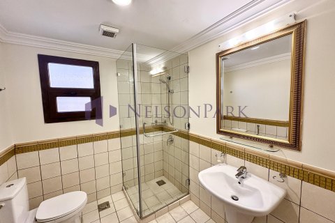 5 bedrooms Villa in Doha, Qatar No. 58275 27