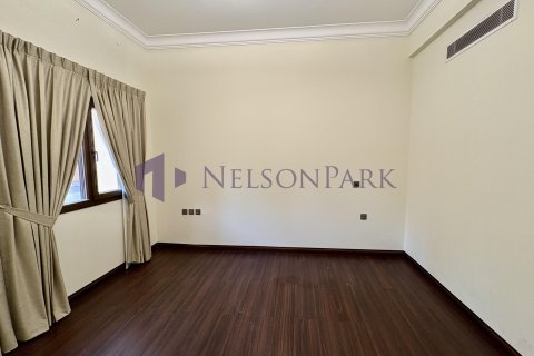 5 bedrooms Villa in Doha, Qatar No. 58275 13