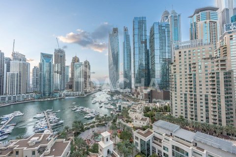 Appartement de 1 chambre à Emaar 6 Towers, UAE No. 162132