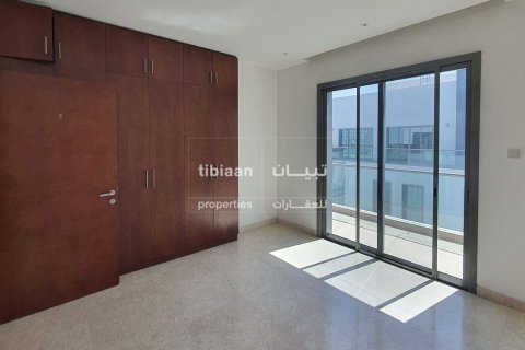 Apartment de 3 dormitorios en Muscat, Oman No. 53771 6