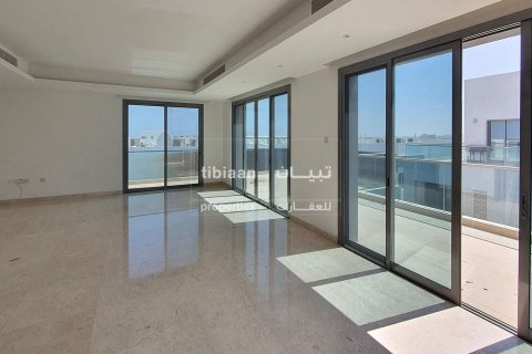 Apartment de 3 dormitorios en Muscat, Oman No. 53771 7
