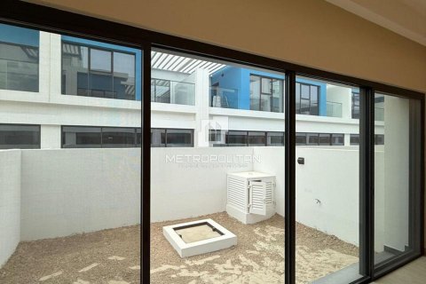 Townhouse de 4 chambres à Damac Lagoons, UAE No. 128639 9