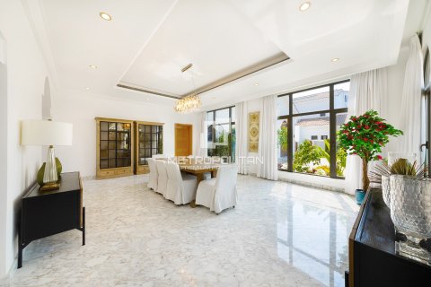Villa de 5 chambres à Signature Villas, UAE No. 128635 16
