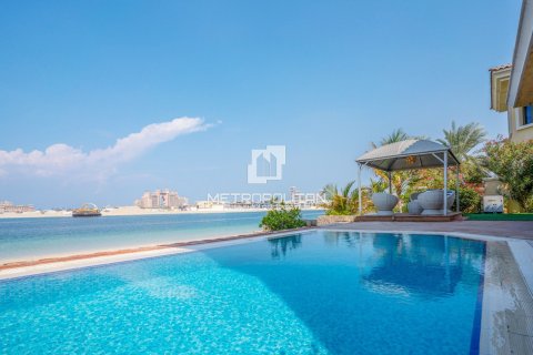 Вилла с 4 спальнями в Garden Homes, ОАЭ №128641 28