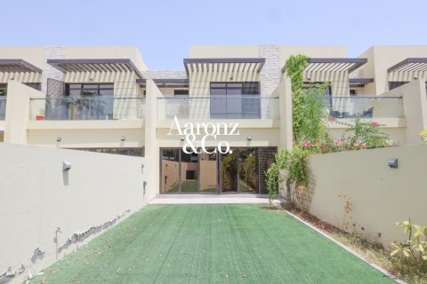 Villa de 3 dormitorios en DAMAC Hills (Akoya by DAMAC), UAE No. 162514