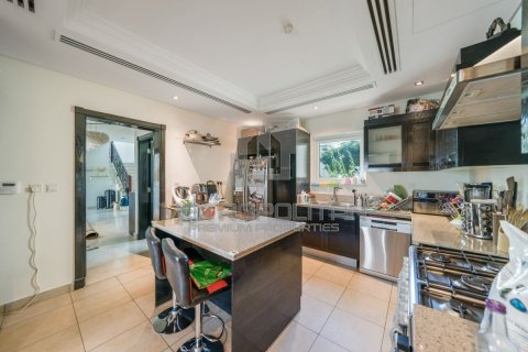 Villa de 4 chambres à North Village, UAE No. 128953 4