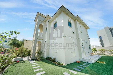 Villa de 4 chambres à North Village, UAE No. 128953 21