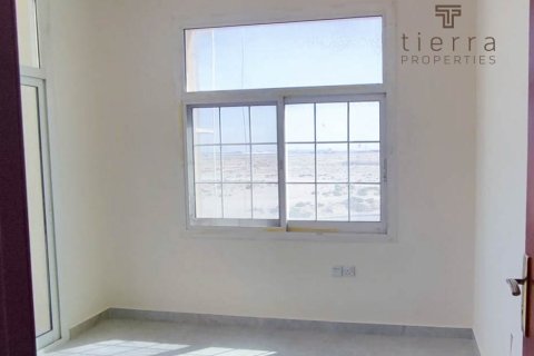 Вилла с 4 спальнями в Dubai Industrial Park, ОАЭ №4649 7
