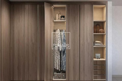 3 bedrooms Townhouse in Abu Dhabi, UAE No. 194801 15