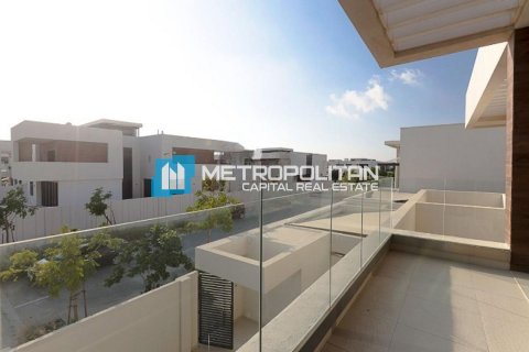 Villa de 4 chambres à Yas Island, UAE No. 140156