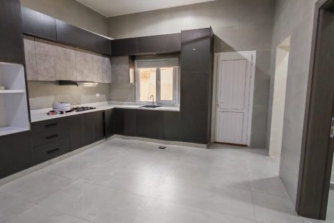 Villa Jumelée de 5 chambres à Al Ansab, Oman No. 98805 13