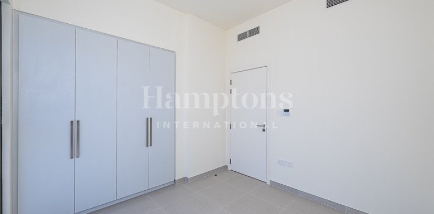 4 bedrooms Townhouse in Dubai South (Dubai World Central), UAE No. 198348