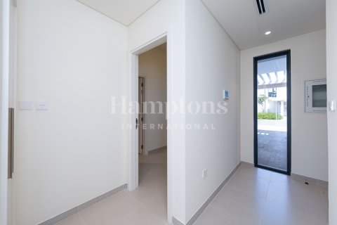 4 bedrooms Townhouse in Dubai South (Dubai World Central), UAE No. 198348 11