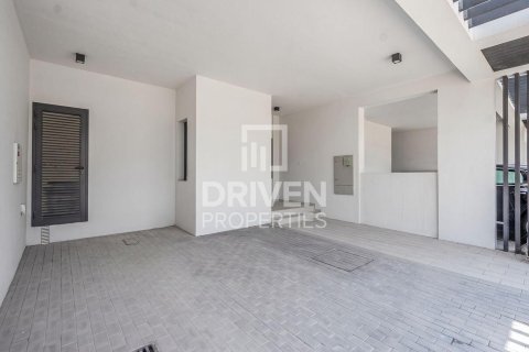 3 غرف نوم فيلا في EMAAR South, الإمارات العربية المتحدة رقم 192460 25