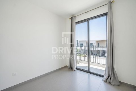 3 غرف نوم فيلا في EMAAR South, الإمارات العربية المتحدة رقم 192460 9
