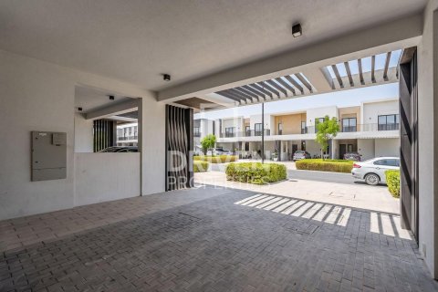 3 غرف نوم فيلا في EMAAR South, الإمارات العربية المتحدة رقم 192460 21