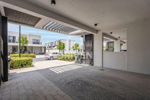 3 غرف نوم فيلا في EMAAR South, الإمارات العربية المتحدة رقم 192460 19